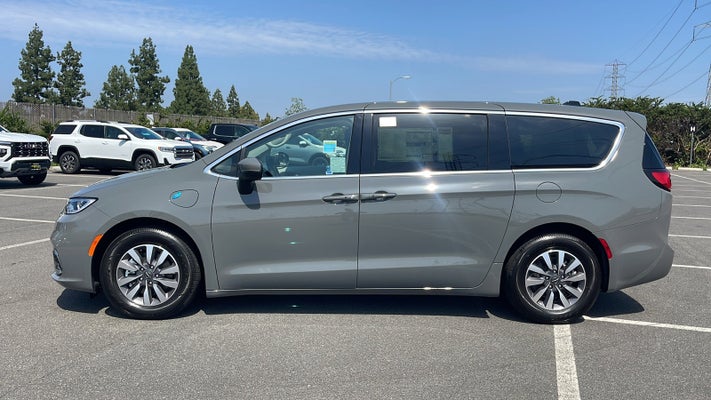 2023 Chrysler Pacifica Plug-In Hybrid PACIFICA PLUG-IN HYBRID TOURING L in Cerritos, CA - Browning Automotive Group